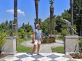Mi #tbt de hoy recordando los hermosos jardines del palacio de Achilleion, en la costa este de la isla de Corfú - Grecia 🇬🇷 #greece #beautiful #travel #picoftheday #corfu #garden #gastouri #trip #tripadvisor #boy #photography #worldwide #aroundtheworld