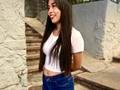 Bésame la boca, con tu lágrima de risa Bésame la luna y tapa el sol con el pulgar.✨ Bésame el espacio entre mi cuerpo y tu silueta Y a el mar más profundo, bésale con tu humedad.✨ ❤️Un día, un mes o un año; lo que tenga que durar siempre será un placer haber coincidir contigo ❤️