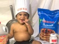 Alguien quiere #Pancakes 😍🤣🥞🍯 Mi Chef los prepara bien ricos ❤️💖 Mi amor Bonito mi Mini Chef 👨‍🍳