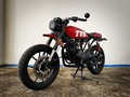 Apache con botellas invertidas de KTM 😎🏍️❤️#apachecaferacer #tvscaferacer #tvsapachecolombia #tvsapachecustom #tvsapacheseries #tvsapache1604v #tvsapachemodified #lolanamotos #lolanastyle #lolanamodificaciones #motosfueradelooriginal