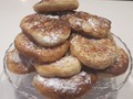 Tarde de donuts 🍩 para matar el aburrimiento. Mi entrenador va a tener trabajo a la vuelta ....🙄