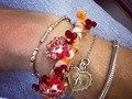 Pulsera Agnus Dei. #hacedoradecolor #pulsera #art #arte #hechoamano #lifestyle #estilodevida #bracelets