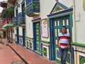 Que la buena vibra de todos los viajeros los acompañe, no se detengan, nunca digan que no, luchenla que no hay nada mejor que una persona persistente.