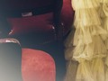 #Backstage •No era una gala más, @revistanoticias celebró su 30 Aniversario con una majestuosa celebración en el @teatrocolon donde la protagonista absoluta fue la democracia, la diversidad de voces, y “el amor como el único motor para destruir muros”, como dijo #Fontevecchia, fundador de la #RevistaNoticias• Celebro fervientemente que un medio gráfico ejerza el periodismo de investigación, que tenga la libertad para trabajar sin presiones y que sea un puente y espacio de diálogo hacia una democracia más transparente y honesta. 🇦🇷A este país lo sacamos adelante entre todos y acompañar este encuentro me llenó de emoción y orgullo por ser argentina. Por apostar a la cultura y talentos de nuestro país, como el equipo de producción que me acompaña en @chicasguapastv, maquilladores, peinadores, jóvenes periodistas y los talentosos diseñadores que apoyamos -esta ocasión lucí un auténtico @puchetag, oriundo de Chaco que está dando que hablar en la industria de la moda nacional!-. 🤚🏻Sé responsable de tus acciones, pensamientos, preceptos y dichos, a este país lo mejoramos unidos! L* Thanks @bygigo Makeup And Hair @juancruzcabrallodoli por la invitación y @silvinanesi por ser la mejor compañera de la noche. #Noticias30 #GalaNoticias #TeatroColon