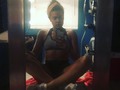 #fit #gymathome #stayhome #cuadricepsday #abs #cardio #cuarentena #fitgirl #fitness #fitforall #afrofitness #peace #endorfinas #activense