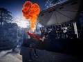 En el #parque de #viaargentina #andresbello #fotografia de @karcamogaming el #forjadordeldolor #onfire #firetorch #fireman #escupefuego #fire #siemprelisto #filmmaker #panama #🇵🇦 #style #viaualart #workandfun #mentepositiva #photography and #films