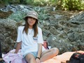 Llegamos a la playa 🏝️☀️  Esta serie de Costa Rica ha durado tanto que he decidió no publicar muchos momentos importantes hasta terminarla.   Hasta ahorita ha sido una buena decisión. Disfruto el vivirlos de manera privada, el saber que los paso con la gente que quiero, me hace igual de feliz que cuando me pierdo con mi cámara documentándolos. Cada uno tiene lo suyo.  Pero hoy me tomo una pausa, porque 2 años con paulina es algo que no puedo dejar de celebrar. No podría tener una mejor amiga y compañera en esta vida. Cada día contigo se siente como un día en la playa. Gracias por siempre estar incluso cuando todo está nublado. Ver el atardecer junto a ti hace que la vida tenga sentido. Te amo pau.   Felices 2 años, espero que los que vengan sigan llenos de aventuras que contar a tu lado.