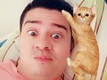 Jajajaja se me subió el gato a la cabeza 😅😅😅😅
