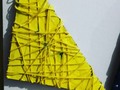Triangulo amarillo con hilo grueso amarillo.  *  *  #creciendocondani (en Alajuelita, San Jose, Costa Rica)