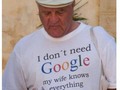 El no necesita Google, su esposa lo sabe todo.  *  *  #larisasana (en Alajuelita, San Jose, Costa Rica)