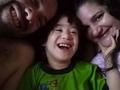 Vean la manito de Daniel en mi rostro… Éste niño me tiene total y absolutamente derretida. 😍❤️  *  #creciendocondani  #sindromededowncostarica  #serdistintoesnormal  #inclusiónhoy  #mamáenamorada (en Alajuelita, San Jose, Costa Rica)