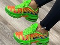 Nike dama  WhatsApp 3148050106  Hacemos envíos a nivel nacional