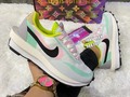 Nike dama  Whatsapp 3148050106  Hacemos envios a nivel nacional