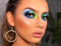 Inspirado nada mas que en @mmmmitchell 😍🙏🏻❤️ amo mal la saturación 💚💙💛 y gracias por seguirme las locuras @federicomakeup ❤️ La modelo mas espectacular 😍 @dapt.342 ✨