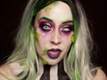 🪲 BEETLEJUICE, BEETLEJUICE, BEETLEJUICE 🪲  Por aquí les dejo la foticl del look de beetlejuice que me encantoo demasiado 🥰  Product details:  🪲 @bperfectcosmetics carnival XL palette  🪲 @mehronmakeup paradise palette  🪲 @ttd_eye griding white lenses  🪲 @lentesdcontacto.ve lenses  🪲 @nessamakeup_beauty y su super peluca ❤️🙏🏼  #beetlejuice #beetlejuicemakeup #halloweenmakeupideas #halloween2021 #makeupinspo #cosplaymakeup