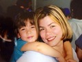 Feliz día de las madres a mi mejor amiga, a mi persona favorita y a la mami más cool del universo entero.  Siempre he dicho que existen personas que nacieron para ser madre y tú eres una de ellas. No me cansaré de agradecerte que gracias a ti, soy la mujer que soy hoy.  Te amo mamá, y aunque tú día son todos los días, te celebro hoy también💐💖