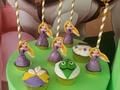 Cakepops alusivos a la Princesa Rapunzem