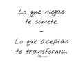 Acepta la vida como viene, las personas como son, las situaciones como llegan. No te resistas, si te niegas a aceptar lo que no está dentro de tu control cambiar solo creas impotencia y resentimiento dentro de ti. Fluye y déjate llevar al próximo nivel de conciencia.🖤 #FelizDomingo