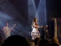 Hace más de 10 años, tuve la oportunidad de colaborar con una investigación sobre músicas urbanas Leticianas y conocer al gran @pedrobernalmendez, aprender de él Mariquinha, la canción más emblemática de esa zona. Recibí de la mano de los indígenas el Canto huitoto que grabamos en “de cantos y vuelos” y hoy me traigo un libro de cantos e ideas que seguir soñando.  No dormimos, porque era tan poco el tiempo para tocar, investigar y compartir que valía la pena vivir todas las horas intensamente. Amanecimos en una de las discotecas más diversas: jamás había escuchado Bachata en portugués, bailado Forro, Pagode...lo hice todo Leticia, así no haya llegado hasta el Tarapoto como la última vez. Y lo más hermoso, me traje una maleta de amigos. Ni hablar de la concha acústica pidiendo más canciones, mis oídos absorbiendo los sonidos más exó del Amazonas, el paladar probando el ají más delicioso del mundo, la planta del pie dolorida de tanto bailar la música de mezcla y hermandad de tres culturas, mi corazón grande de conocer tanta gente tan diferente que convive tranquila, aceptando sus diferencias, su idioma y sintiéndose como hermanos. Leticia, un reflejo de lo que es Colombia, un lugar para aprender a convivir con retazos de colores pero unidos por un mismo hilo. De los rincones que más despierta mi interés por la investigación musical y me reconcilia con la pertinencia y terquedad de mi propósito en esta vida: cantar a toda Colombia. Solo hay que ir, hay una energía especial; viajar es la única forma de entender lo que somos. Ojalá todos los colombianos tuvieran la oportunidad de conocer realmente a Colombia, de conectar con ella y su raíz, así serían más amantes de su país, más tolerantes, más respetuosos con el saber ancestral, más empá con la gente de la provincia y consientes del cuidado ambiental, dejarían de hablar de la realidad de un país como si vivieran en una burbuja, porque Colombia no es lo que nos cuentan las novelas y las noticias, colombia es mucho más grande en lo bueno y en lo malo. El día en el que nos veamos como un todo, las cosas empezarán a cambiar. Gracias #leticia por recordármelo #Amazonas #concierto #pirarucudeo foto @kennetpalma