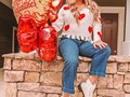 Love everything you have and you will have everything you need.❤😍 . . Que tal pasaron Valentine's? Que tal si seguimos celebrando el amor todos los días del año?