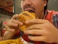 Quitándome las ganas de estas buenas burgers 🤤🤤🤤 @puntatoro