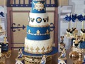 An incredible cake, a spectacular party for Eliam a little prince.  Todo un honor acompañar a @haroldramirez16 y su pequeño principe.  Mickey .. Eliam's favorite theme. Una espectacular Torta.. una fiesta increíble para Eliam en su cumpleaños. Reposteria de Lujo por @marycaya_cakes y @tuttycerati  Decoracion @eventosjhonnyjimenez . . . #mickeyroyal #royalmickey #royalmickeymousetheme #royalprince #royalprincecake #royalmickeycake #cartagenabakery #reposteriacreativa #reposteríacartagena #tortastematicas #tortasencartagena #tortaspersonalizadas #redmeinspira #gumpaste #fondantcake #fondantart #bakingdreams #vainillaconarequipe #cakepopsdelujo #browniesmelcuchudos #browniescartagena #browniepaletascartagena #luxurycakepops #royalmickeycakepops