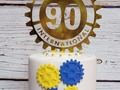 90 años del @club_rotario_de_cartagena  @marycaya_cakes presente en los eventos importantes de nuestra comunidad. . . #rotary #rotaryclub #rotarycake #cartagenabakery #reposteriacreativa #reposteríacartagena #tortastematicas #tortasencartagena #tortaspersonalizadas #redmeinspira #gumpaste #fondantcake #fondantart #bakingdreams #naranjaconsemillasdeamapola #luxurycakes