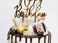 Chocolate dripcake!! Para los amantes del chocolate...llego esta exposición de sabor. Torta de #cookiesandcreamcake con relleno de nutella. Mi topper cake de @danielle_desing  Las bases para mis tortas @nameyourcaketoppers y en esta ocasión todos los chocolates @pauladagerpartysupplier  #dripcakecartagena #chocolovers🍫 #nutellacake #nutellalovers #cakeartdecorating #cartagenabakery #reposteriacreativa #reposteríacartagena #tortastematicas #tortasencartagena #tortaspersonalizadas #redmeinspira #gumpaste #fondantcake #fondantart #bakingdreams