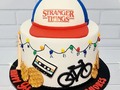 Stranger things Cake !! #cartagenabakery #tortastematicas #tortaspersonalizadas #marycayacakestyle #marycayacakedesigner #marycayacakes #cakesincartagena #strangerthingscake #strangerthings