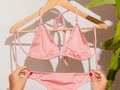 Fabricamos modelo únicos y completamente exclusivos para ti.😎 Sólo indícanos que talla eres y que estilo estas buscando.💫 Nosotros creamos el ajuste perfecto para ti.😊  Realizamos envíos nacionales e internacionales.  Realiza tu compra escribiéndonos por #Dm 📩 o vía #WhatsApp 📲 ingresando a través del enlace que se encuéntra en nuestra bio.👆  #trajedebaño #Venezuela #Damas #anzoategui #fabricadetrajedebaño #diseñodetrajedebaño #tallapluss #jueves