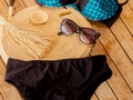 ¿Recuerdas nuestro video de la variedad de bikinis? 🤔 Pues con esta parte de arriba es perfecto combinarlo, nos encanta ya que con este estilo de traje de baño puedes lucir como toda una sirena.😍  Somos fabricantes, te confeccionamos a tu medida.🥰  Realiza tu compra escribiéndonos por #Dm 📩 o vía #WhatsApp 📲 ingresando a través del enlace que se encuéntra en nuestra bio.👆  #marialex #sirena #playa #arenitaplayita #fiestaenlaplaya #fabricadetrajedebaño #Anzoategui #lecheria