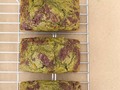 IN love with: | BANANAS 🍌 & MATCHA 🍵 |. . VEGAN Banana Bread 💚🍃 Dispobible en nuestras dos 🏡 Casas o puedes pedirlo por @rappicolombia desde la tuya. . Chau 👋🏼 . . #matchacha