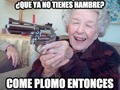 Mi abuela solo quiere que coma - para mas chistes: Click aqui