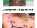 Personas que deberían cambiar de tatuador - para mas chistes: Click aqui