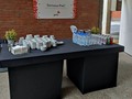 Mañana de coffee break corporativo de la empresa @pwcvenezuela #coffebreak #even #eventoscaracas #agenciadefestejos #mesoneros #postres #polvorosas #trufasbombon #chocochips #alfajores #saladitos #vajilla