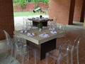 Montaje de mobiliario mesas tapizadas con Sillas Acrílicas ghost para Bautizo organizado por nuestra amiga @jessikascplanner. Los invitados disfrutaron de la exquisita comida del chef @spositive de @comeatiempo #bautizo #mesastapizadas #alquilerdemobiliario #alquilerdevajilla