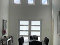Aruba 🇦🇼 Cada a la venta 3 habitaciones ..4 baños ...1 mini apartamento incluido en la estructura de la casa .... el apartamento tiene salida independiente ...y tambien se puede usar por dentro de la casa. La piscina esta en construccion no terminada aun. Por dentro es acabado y muebles Europeo todo comprado en Holanda. Tiene una terraza en la planta alta que sirve de mirador al mar. La piscina tiene acabado natural de la isla y es tipo cascada. Es una casa con excelente acabado...y bien situada ..a 5 minutos de andicuri y natural bridge (Puente Natural) playa en aruba reconocida. #aruba #apartamento #luxurylifestyle #beach #casas #arubalife #prospero #family #playa #happyisland #caribean