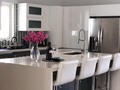 Aruba 🇦🇼 Cada a la venta 3 habitaciones ..4 baños ...1 mini apartamento incluido en la estructura de la casa .... el apartamento tiene salida independiente ...y tambien se puede usar por dentro de la casa. La piscina esta en construccion no terminada aun. Por dentro es acabado y muebles Europeo todo comprado en Holanda. Tiene una terraza en la planta alta que sirve de mirador al mar. La piscina tiene acabado natural de la isla y es tipo cascada. Es una casa con excelente acabado...y bien situada ..a 5 minutos de andicuri y natural bridge (Puente Natural) playa en aruba reconocida. #aruba #apartamento #luxurylifestyle #beach #casas #arubalife #prospero #family #playa #happyisland #caribean