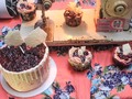 #cakefrutos #cakechocolateblanco #cupcakes #frutosrojos fotografía por @arizacortesfotografia