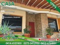 • 📌Moderna casa en venta ubicada en el Conjunto Residencial "Campo Alegre", Alto Barinas Norte . ~Consta de: ➡337,20mt2 de Parcela ➡244mt2 de Construcción ✔4 Habitaciones ✔5 Baños ✔Sala y Comedor ✔Estudio ✔Cocina moderna con tope de Mármol ✔Área de servicio equipada ✔2 Puestos de estacionamiento ✔7 aires acondicionados ➡Totalmente amoblada y equipada . Las mejores opciones para invertir las consigues sólo en @bienesraicesmicasa🏡 #INMOBILIARIA #INMUEBLES #BARINAS #PROMOCION
