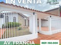 EN VENTA! En una de las mejores zonas comerciales en Alto Barinas Norte.  📍 AV. FRANCIA, ALTO BARINAS NORTE.  El inmueble consta de:  🔸Parcela de 580 mts². 🔸 Construcción de 280 mts². 🔸Garaje para 5 vehículos aproximadamente. 🔸Sala estar. 🔸Cocina empotrada con comedor. 🔸5 Habitaciones. 🔸4 Baños. 🔸 Área de servicio. 🔸Patio amplio. 🔸Piso de cerámica, techo machimbrado y tejas  𝑷𝑹𝑬𝑪𝑰𝑶 𝑫𝑬 𝑶𝑷𝑶𝑹𝑻𝑼𝑵𝑰𝑫𝑨𝑫: 𝟏𝟓𝟎.𝟎𝟎𝟎  Comunícate con nosotros para mayor información. 📲  - Neyda Coronado. +58 414-4107455  - Janette Díaz. +58 414-5684733  #inmueblesbarinas #casasenventabarinas #inmueblesenventabarinas #agenteinmobiliariobarinas #asesorinmobiliariobarinas #corredorinmobiliariobarinas #inmobiliariabarinas #inmobiliariasbarinas #bienesraicesbarinas #bienesraicesvenezuela #ventadeinmueblesbarinas #tonwhousebarinas #ventadecasasenbarinas #soybarinas #casasenventabarinas #ventasdecasasbarinas #ventasdeinmueblesbarinas #ventadeinmueblesbarinas #ventadecasasenbarinas