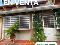 DISPONIBLE: EN VENTA. A PUERTA CERRADA.  📍 CONJUNTO RESIDENCIAL KARUACHI, JARDINES DE ALTO BARINAS.  - 04 haitación - 03 baños - Cocina empotrada con tope en granito: nevera y horno. - Juego de sala y comedor. - Áreas sociales: parrillera con toldo y sillas. - Estacionamiento amplio. - Área de servicio con lavadora y secadora. - Tanque subterráneo y aéreo con hidroneumático. - Camas y mesas de noche.  PRECIO ESPECIAL: 38.000 N E G O C I A B L E 100%  COMUNÍCATE CON NOSOTROS PARA MAYOR INFORMACIÓN. 🤳🏻  • Neyda Coronado - Gerente de ventas. 📲 0414-4107455  • Janette Díaz - Departamento Legal. 📲 0414-5684733  •Oficina Central: ☎️0273-5412952  #inmueblesbarinas #casasenventabarinas #inmueblesenventabarinas #agenteinmobiliariobarinas #asesorinmobiliariobarinas #corredorinmobiliariobarinas #inmobiliariabarinas