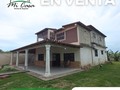 CASA RURAL PARA PASAR UN DIA AGRADABLE EN FAMILIA.  Lomas de Alto Barinas, Sector Los Amigos.  - Casa de 2 plantas. - Planta alta en obra gris: 3 hbitaciones con 2 baños. - 5 habitaciones. - 4 baños. - 513 mts2 de construcción.  - Parcela de 1000mts2.cercado - Completamente con paredes de 3 metros. - Estacionamiento techado para 4 carros con portón. - Agua permanente. - Tanque de agua propio. - Luz 220 y 110.  PRECIO: 25.000$