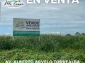 ¿BUSCAS UN TERRENO DE ALTO TRÁFICO? Lo tenemos para tí. 👏🏽👏🏽  📍 Terreno en Venta. Av. Alberto Arvelo Torrealba, Prolongación con Av. 23 de Enro, frente a C.C Locatel, Alto Barinas.  - 7.100 mts2 aproximadamente. - 90$ x mts2.  COMUNÍCATE CON NOSOTROS PARA MAYOR INFORMACIÓN. 🤳🏻  •Neyda Coronado 📲0414-4107455  •Janette Díaz 📲0414-5684733  •Oficina Central: ☎️0273-5412952  #inmueblesbarinas #casasenventabarinas #barinas #micasa #bienesraices #bienesraicesmicasa #inmueblesenventabarinas #agenteinmobiliariobarinas #asesorinmobiliariobarinas #terrenosenventa #terrenos