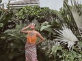 Pov from a mom taking her ootd picture in the backyard because in the pool with her twins will be imposible 🙃  Swimsuit @cristalina_swimwear  Cover up @aguabenditasw  Sunglasses @laslolashop  Jewelry @kabuki_jewelry   The last picture is my face 99% of the time 😂 They are so cute though 🥹 specially going in the fountain ⛲️🤣  #momlife #twinmom #twinboys #memorialday