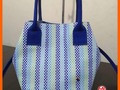 Y que tal está combinación? Pídelo igual o en el color que desees. #solocuero  • • #cuero #mila #bolsos #texturas #color #azul #bolsoencuero #canasta #leather #handmade #hechoamano #colombia