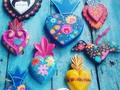 Todos estos milagritos pintados a mano con un 50 % de descuento !..hasta agotar stock.😲