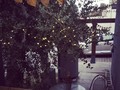 Para estos días difíciles !! rincón francés en mi casa con la guirnalda de corazones de @maria_mariadeco  #quedateencasa #entucasaestasmejor #decoradesdetucasa #cuidate