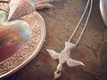 Espíritu Santo con detente de Plata #exvoto #detente #coeur #cuore #collar