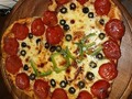 Para este 14 de febrero pide tu pizza especial para la persona más especial de tu vida😉